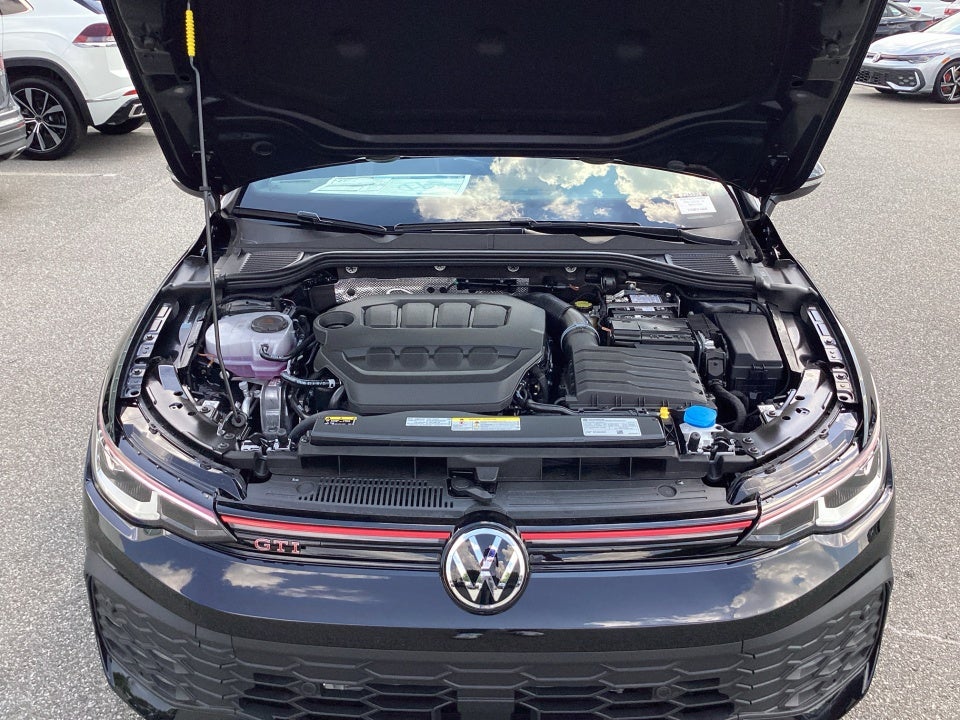 2025 Volkswagen Golf GTI 2.0T SE