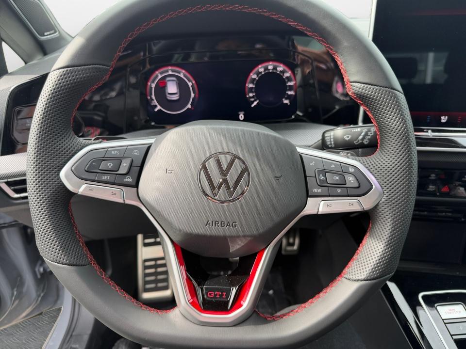 2026 Volkswagen Golf GTI SE
