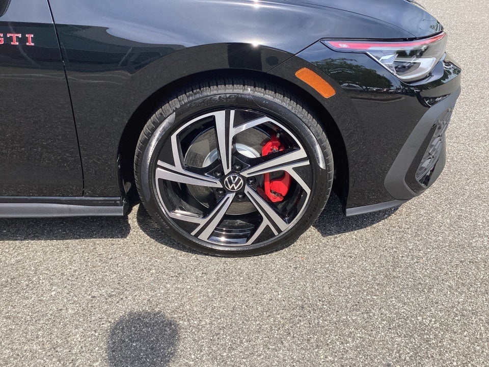 2026 Volkswagen Golf GTI SE