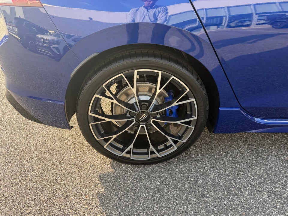 2026 Volkswagen Golf R 2.0T DSG
