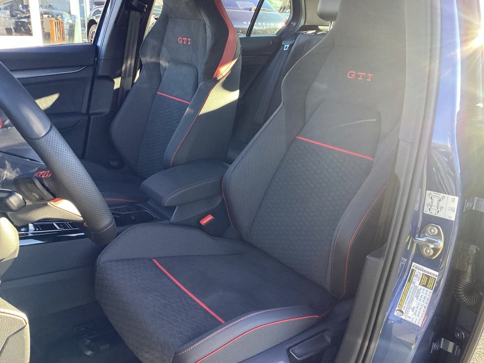 2026 Volkswagen Golf GTI SE