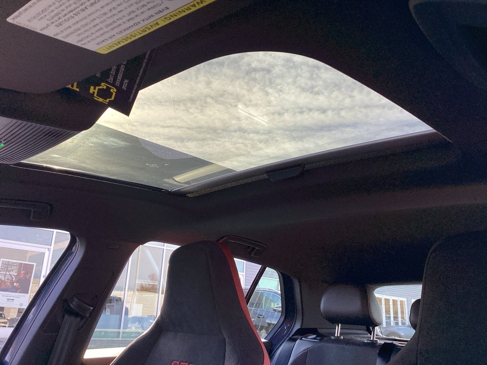 2026 Volkswagen Golf GTI SE