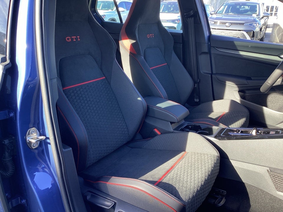 2026 Volkswagen Golf GTI SE