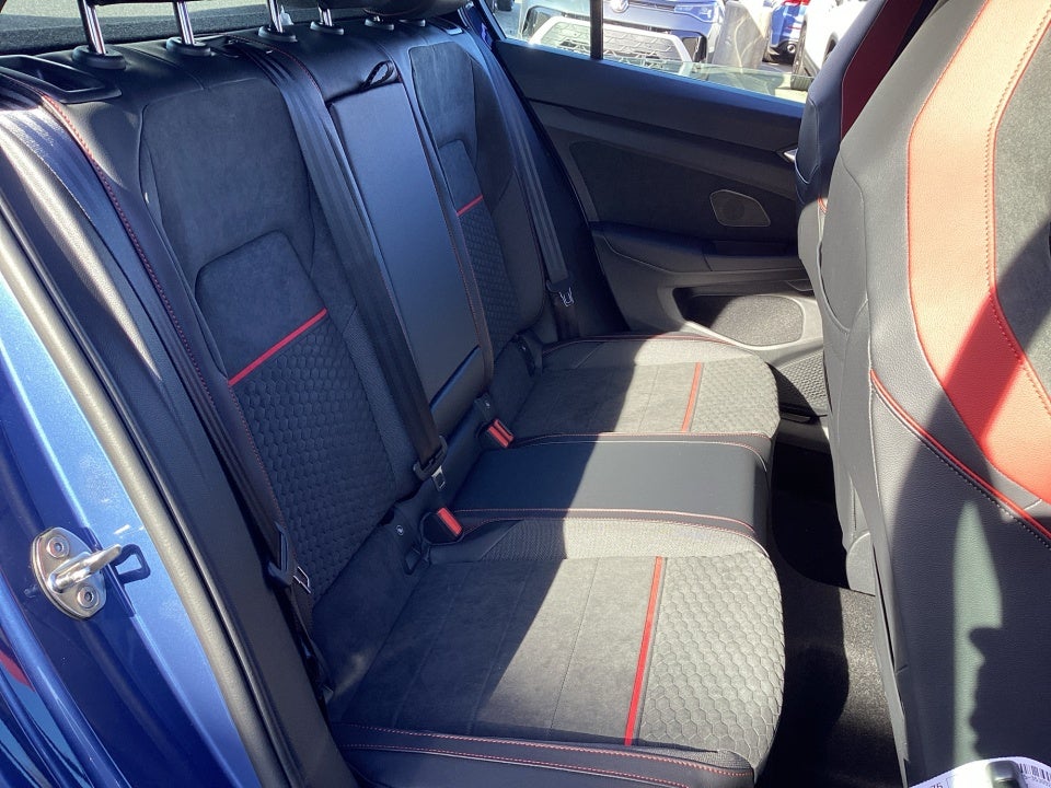 2026 Volkswagen Golf GTI SE