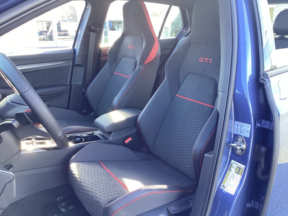 2026 Volkswagen Golf GTI SE