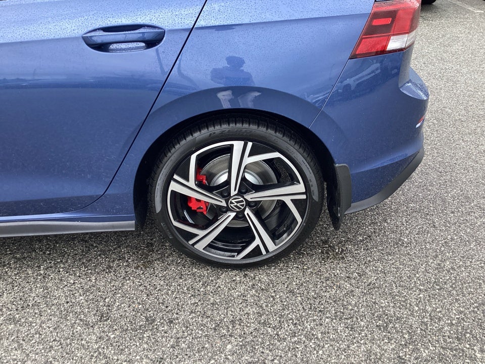 2026 Volkswagen Golf GTI SE