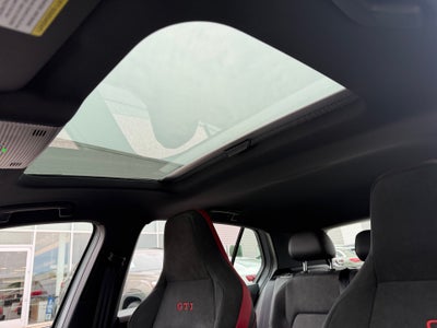 2026 Volkswagen Golf GTI SE