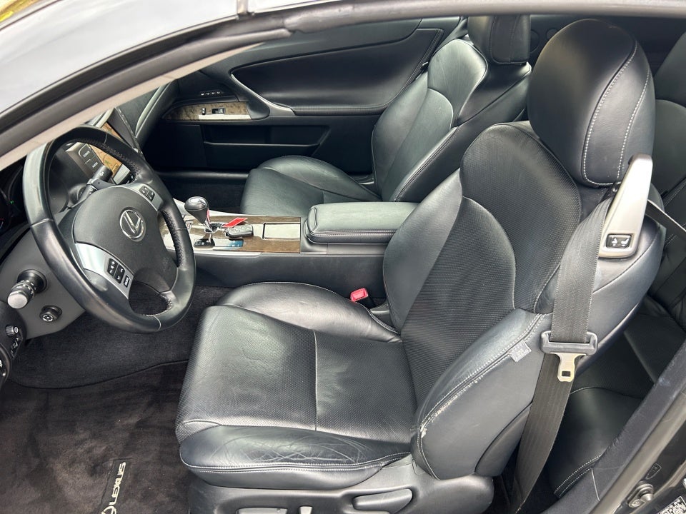 2011 Lexus IS 250C 2dr Conv Man