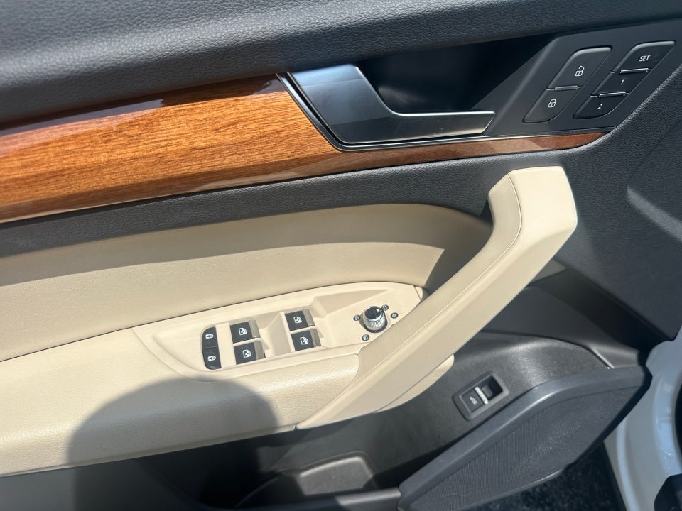 2023 Audi Q5 Premium