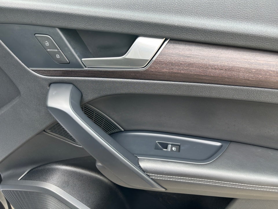 2021 Audi Q5 Premium Plus 45 TFSI quattro S tronic