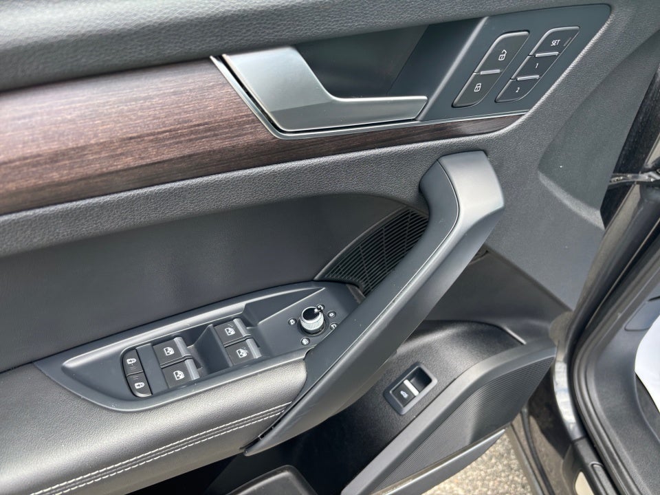 2021 Audi Q5 Premium Plus 45 TFSI quattro S tronic