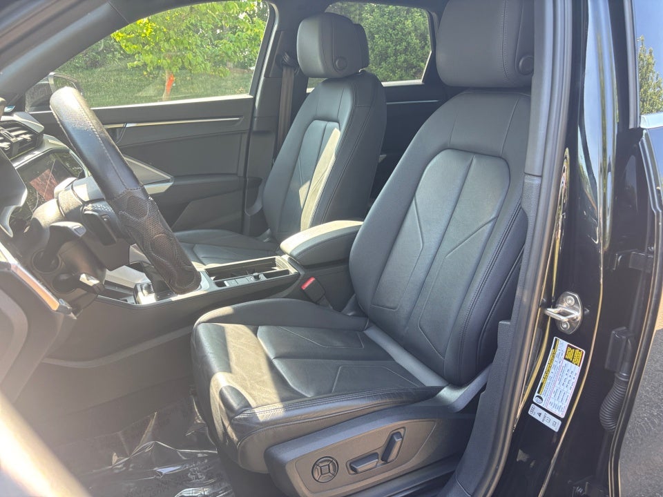 2022 Audi Q3 Premium Plus 45 TFSI S line quattro Tiptronic
