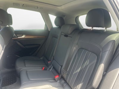 2023 Audi Q5 S line Premium