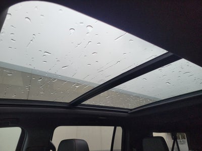 2024 Chevrolet Suburban 4WD RST