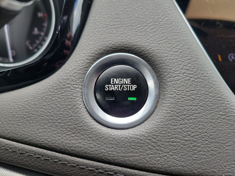 2021 Cadillac XT5 FWD Premium Luxury
