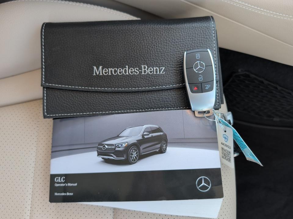 2020 Mercedes-Benz GLC 300 GLC 300