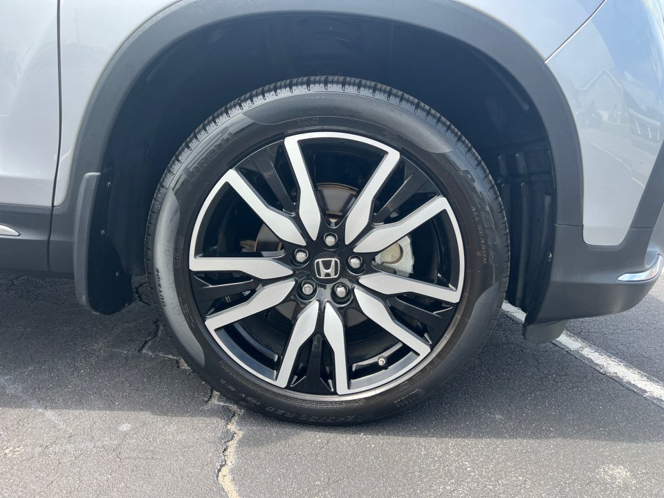 2019 Honda Pilot Touring 8-Passenger