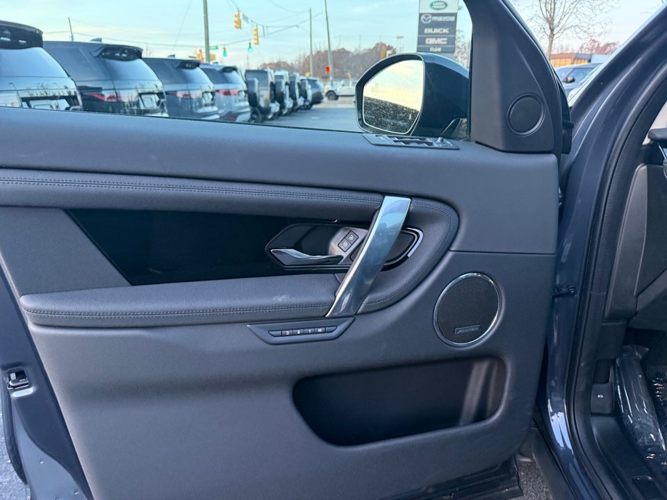 2025 Land Rover Discovery Sport S