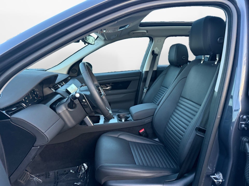 2025 Land Rover Discovery Sport S