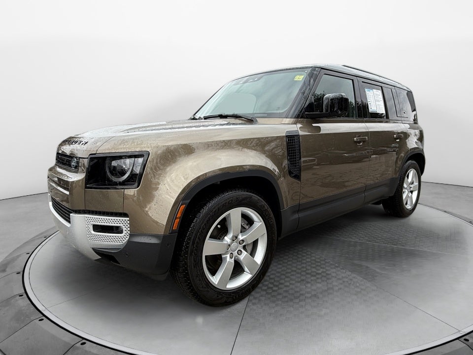 2024 Land Rover Defender 110 P400 S