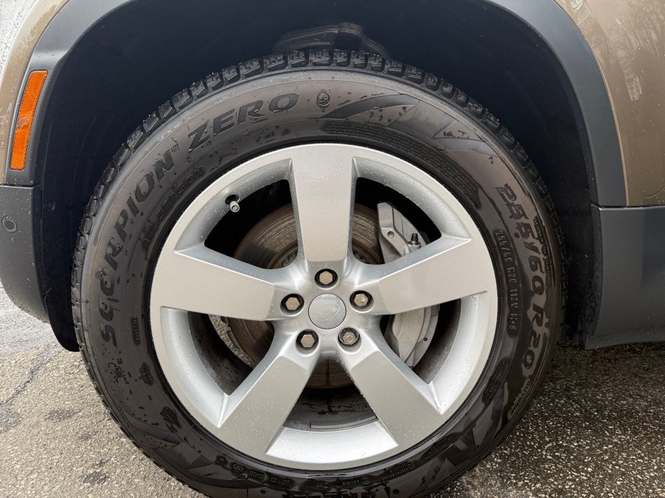 2024 Land Rover Defender 110 P400 S