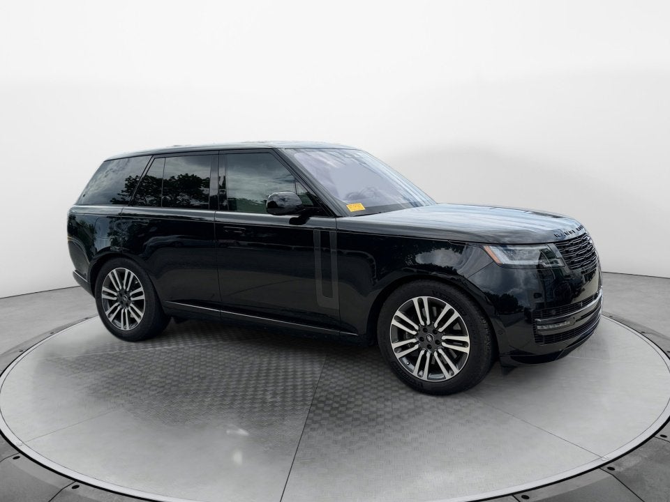2023 Land Rover Range Rover P530 SE
