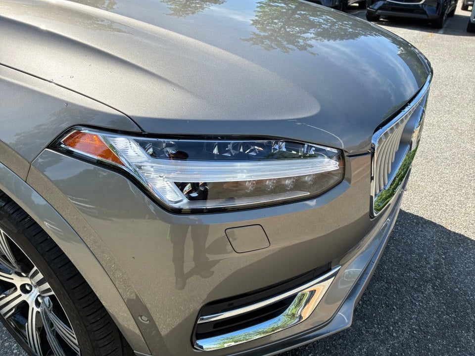 2022 Volvo XC90 T6 Inscription 7 Passenger