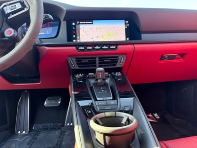 2025 Porsche 911 Carrera GTS