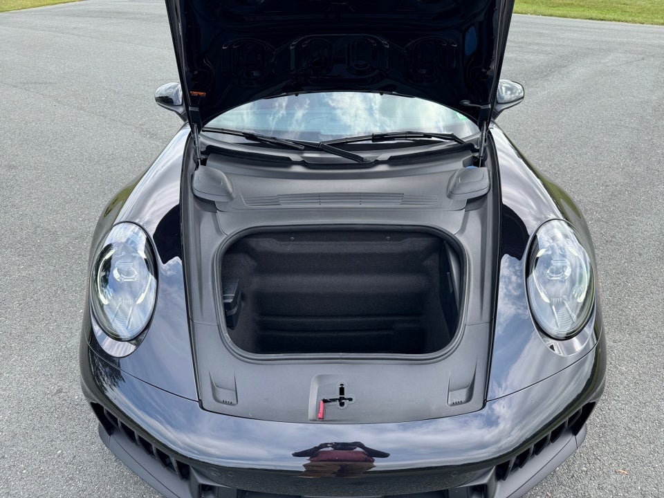 2025 Porsche 911 Carrera GTS