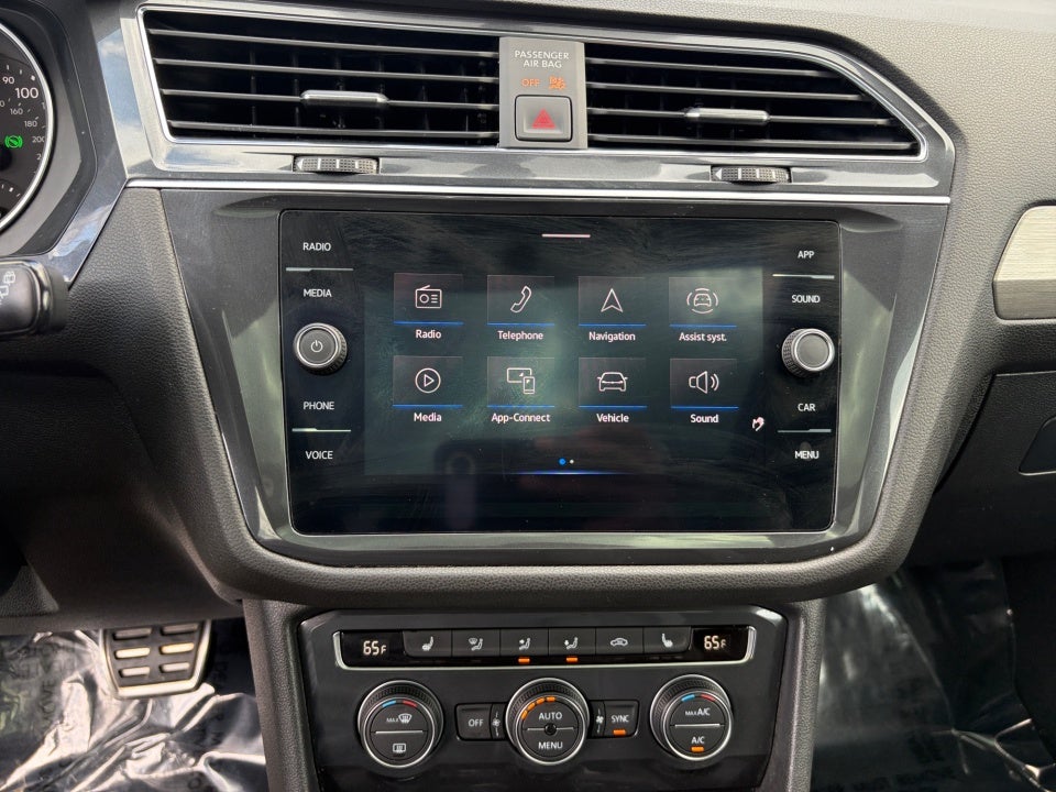 2021 Volkswagen Tiguan 2.0T SE R-Line Black