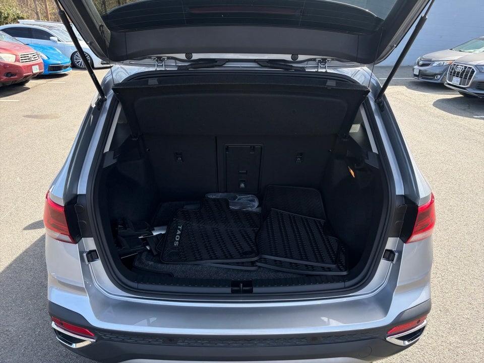 2022 Volkswagen Taos 1.5T SEL