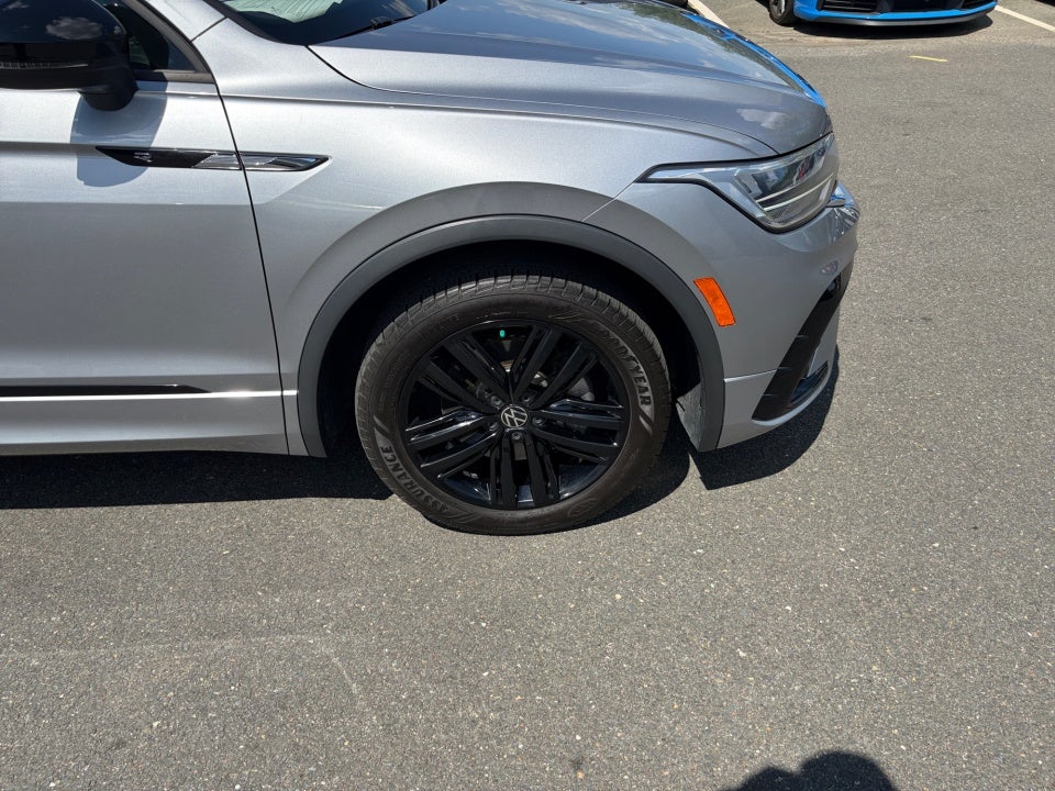 2022 Volkswagen Tiguan 2.0T SE R-Line Black