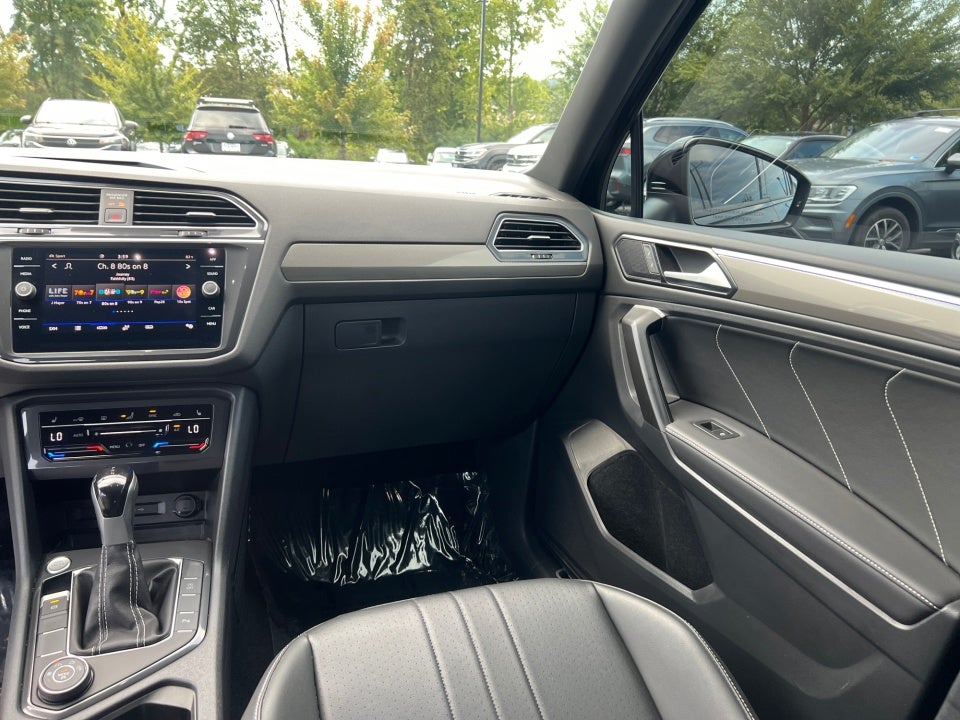 2024 Volkswagen Tiguan SE R-Line Black