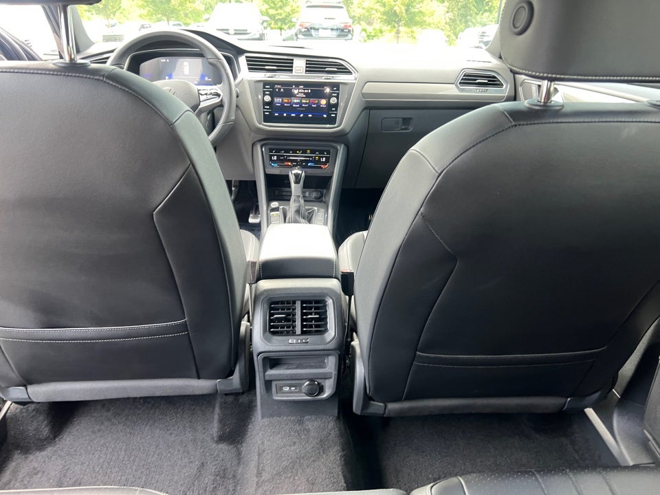 2024 Volkswagen Tiguan SE R-Line Black