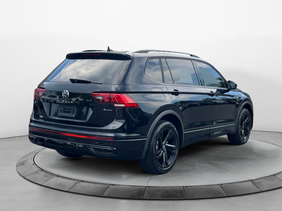 2024 Volkswagen Tiguan SE R-Line Black