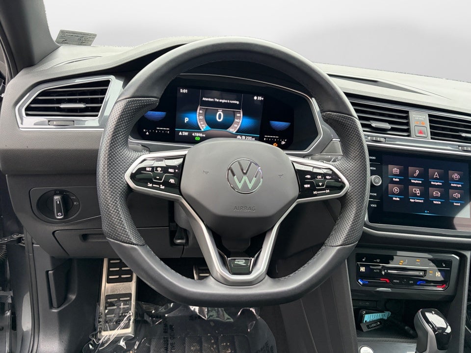 2022 Volkswagen Tiguan 2.0T SE R-Line Black
