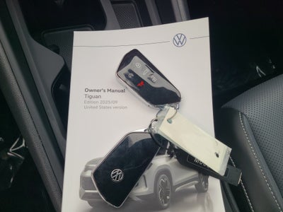 2026 Volkswagen Tiguan SE R-Line Black