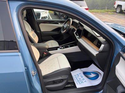 2025 Volkswagen Tiguan SEL R-Line