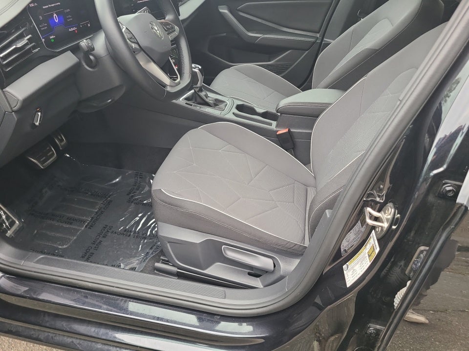 2025 Volkswagen Jetta Sport