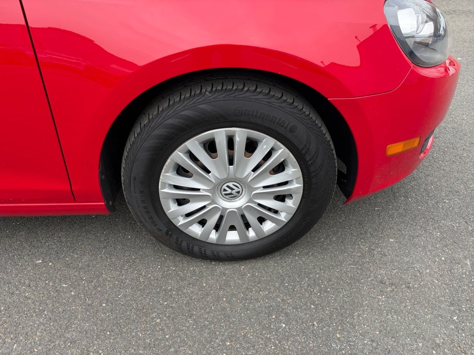 2012 Volkswagen Golf 2.5L 2-Door
