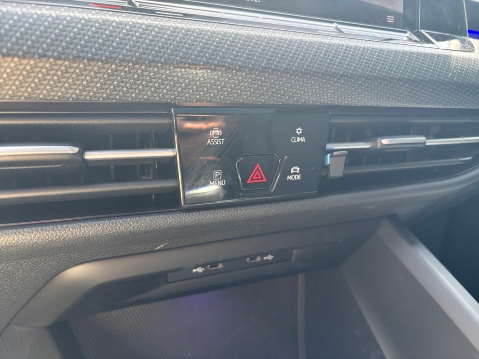 2022 Volkswagen Golf R 2.0T