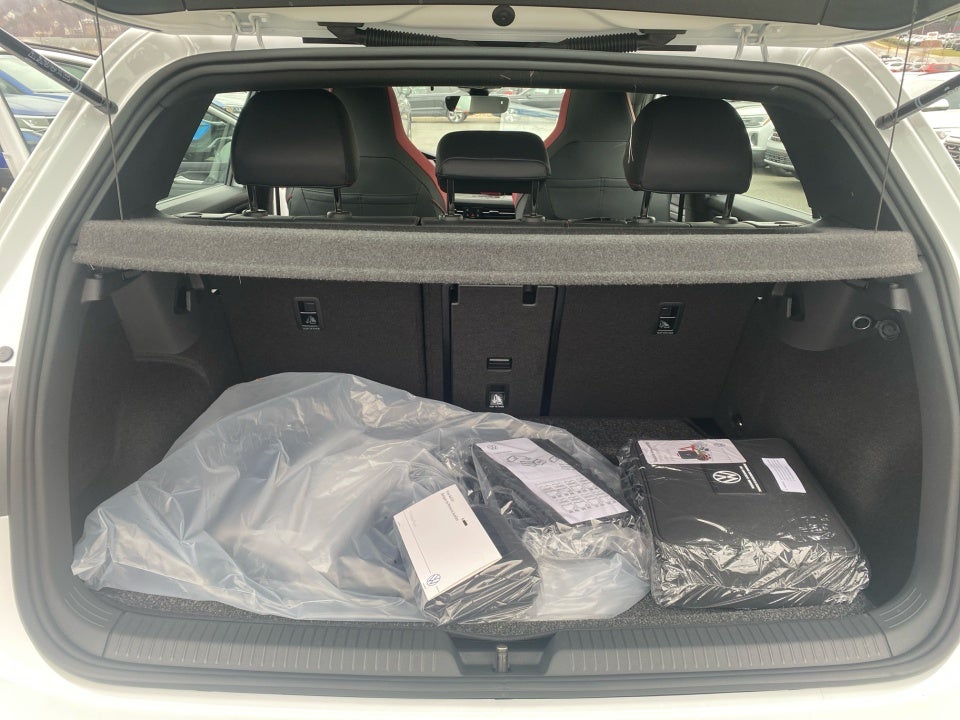 2024 Volkswagen Golf GTI 2.0T Autobahn