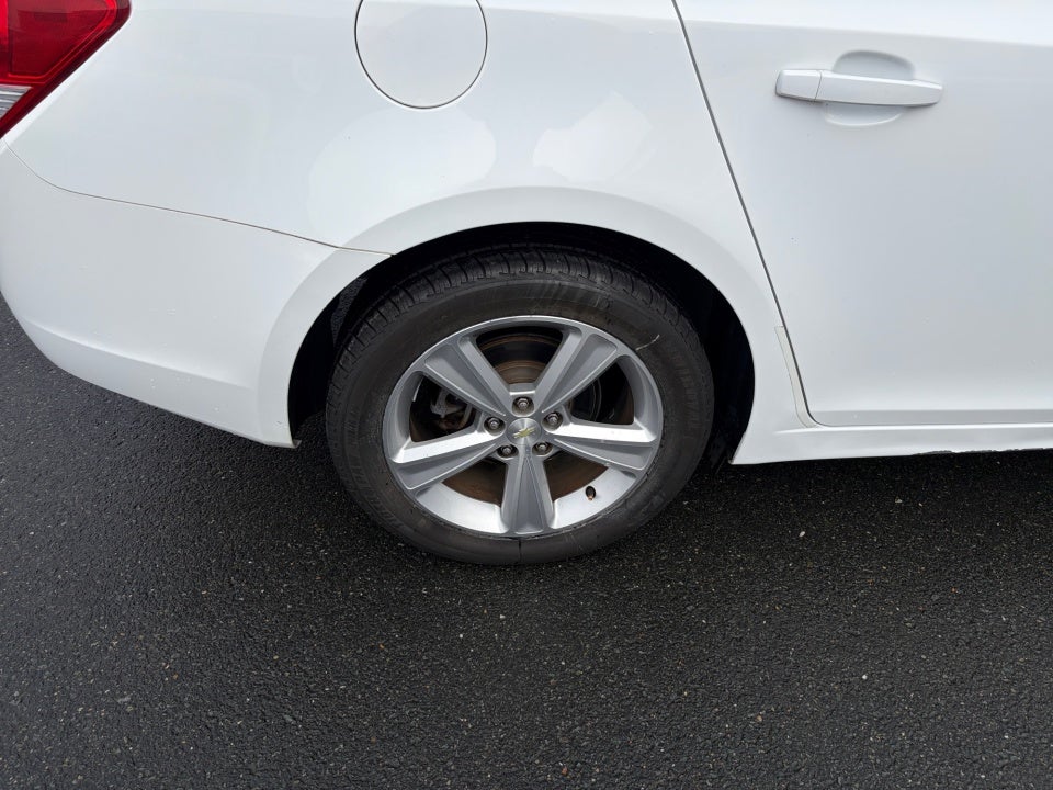 2015 Chevrolet Cruze 2LT Auto