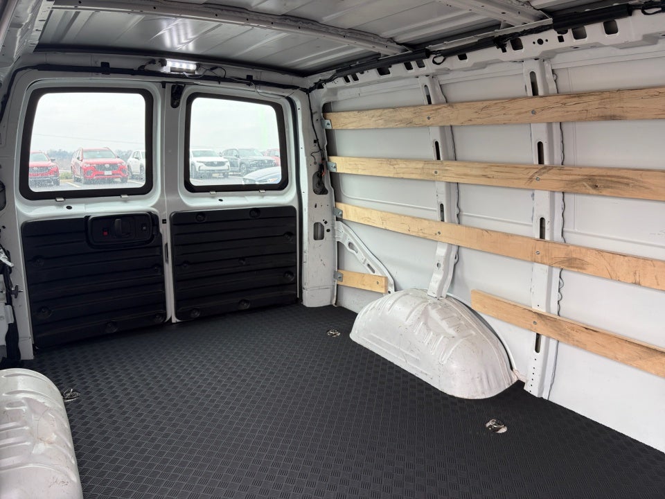 2024 GMC Savana Cargo RWD 2500 Regular Wheelbase Work Van