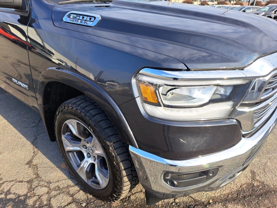 2020 RAM 1500 Laramie Crew Cab 4x4 5'7" Box