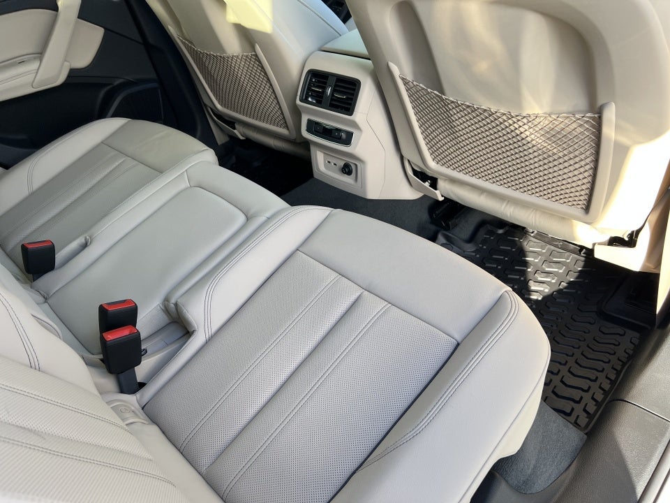 2023 Audi Q5 Premium Plus 55 TFSI e S line quattro S tronic