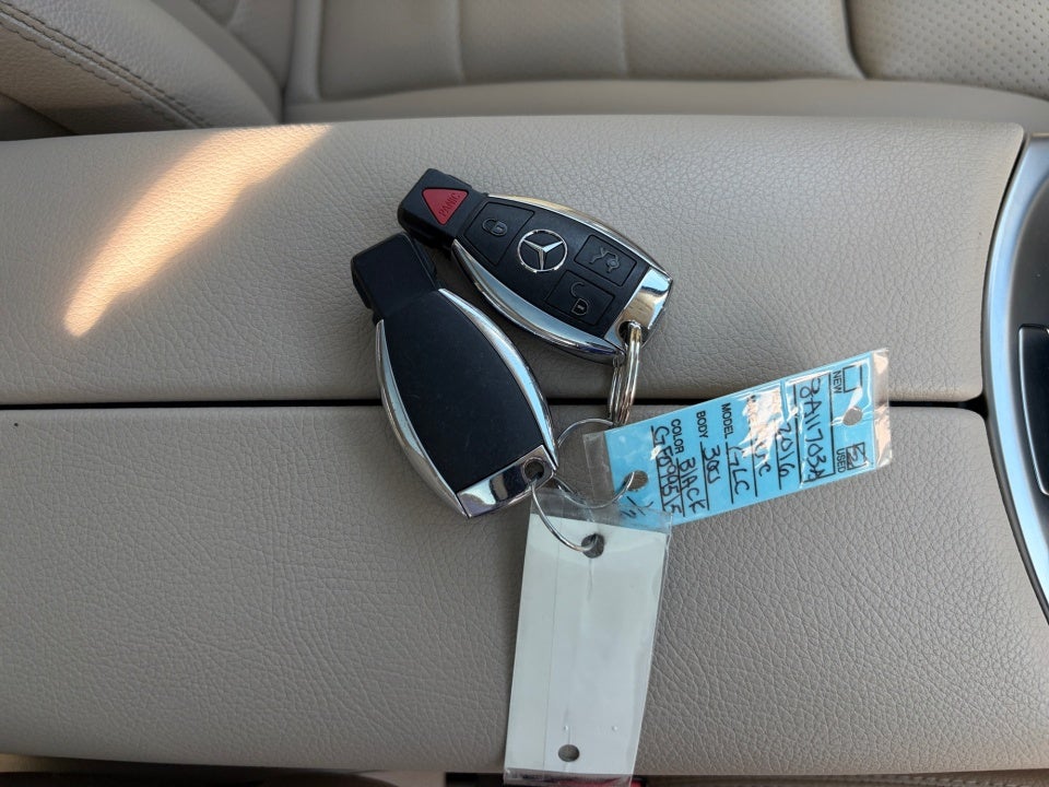 2016 Mercedes-Benz GLC 300 4MATIC®