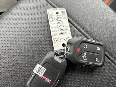 2023 GMC Sierra 2500HD AT4