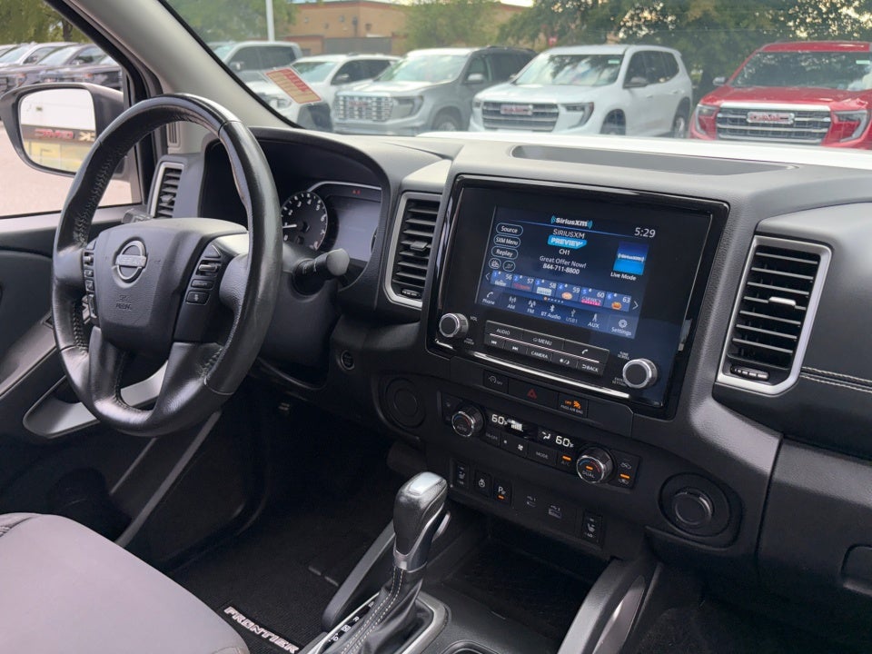 2024 Nissan Frontier SV