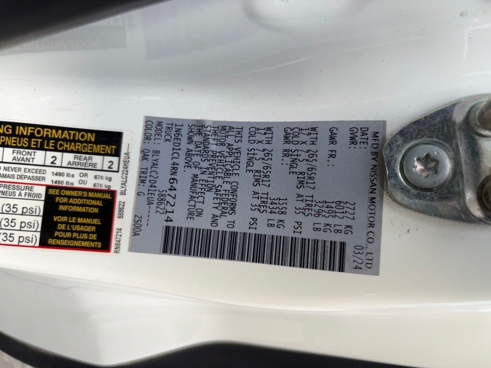 2024 Nissan Frontier SV